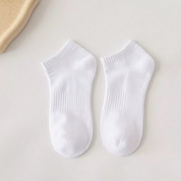 Унисекс Памучни Чорапи – Сет од 12 Пара (Бели, Црни или Сиви)