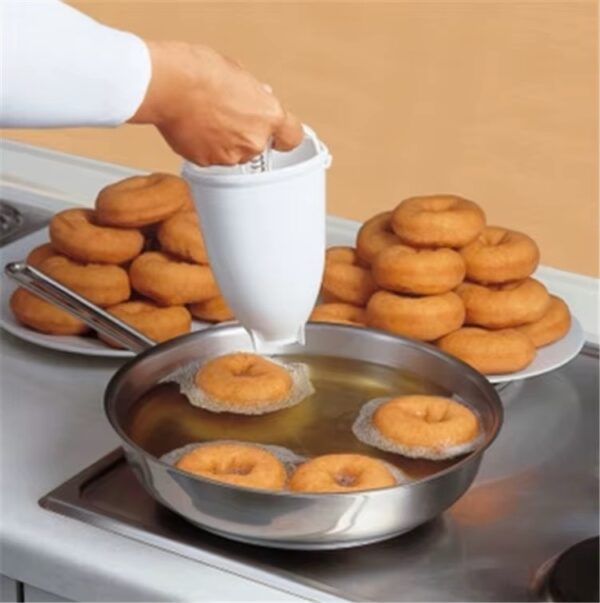 Рачен Donut Maker – совршени крофни за неколку секунди